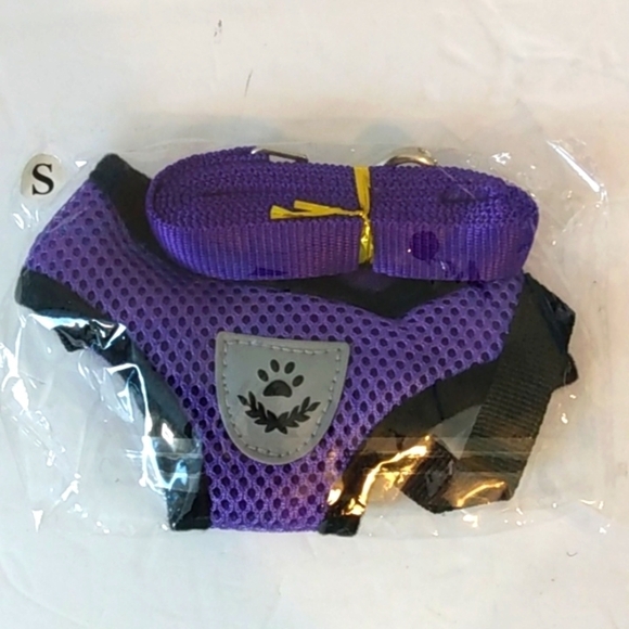 SMALL PET HARNESS VEST WITH LEASH PURPLE AND BLACK SIZE SMALL NWT - Picture 7 of 7